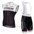 2016 Wind Vest Trek Black and White